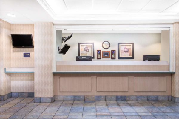 Palisade Hotel (Yuba City)